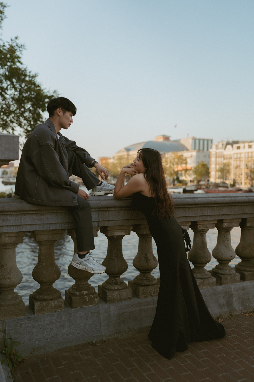 Golden Hour Couple Photoshoot Amsterdam